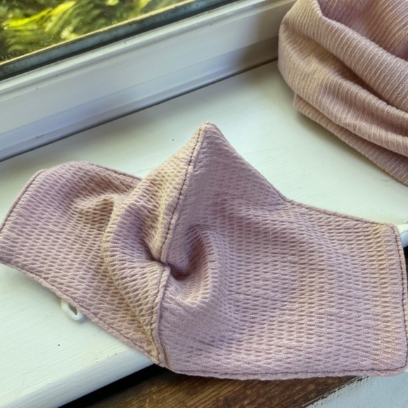 Anthropologie Pink Headband and Matching Face Mask - Picture 5 of 5